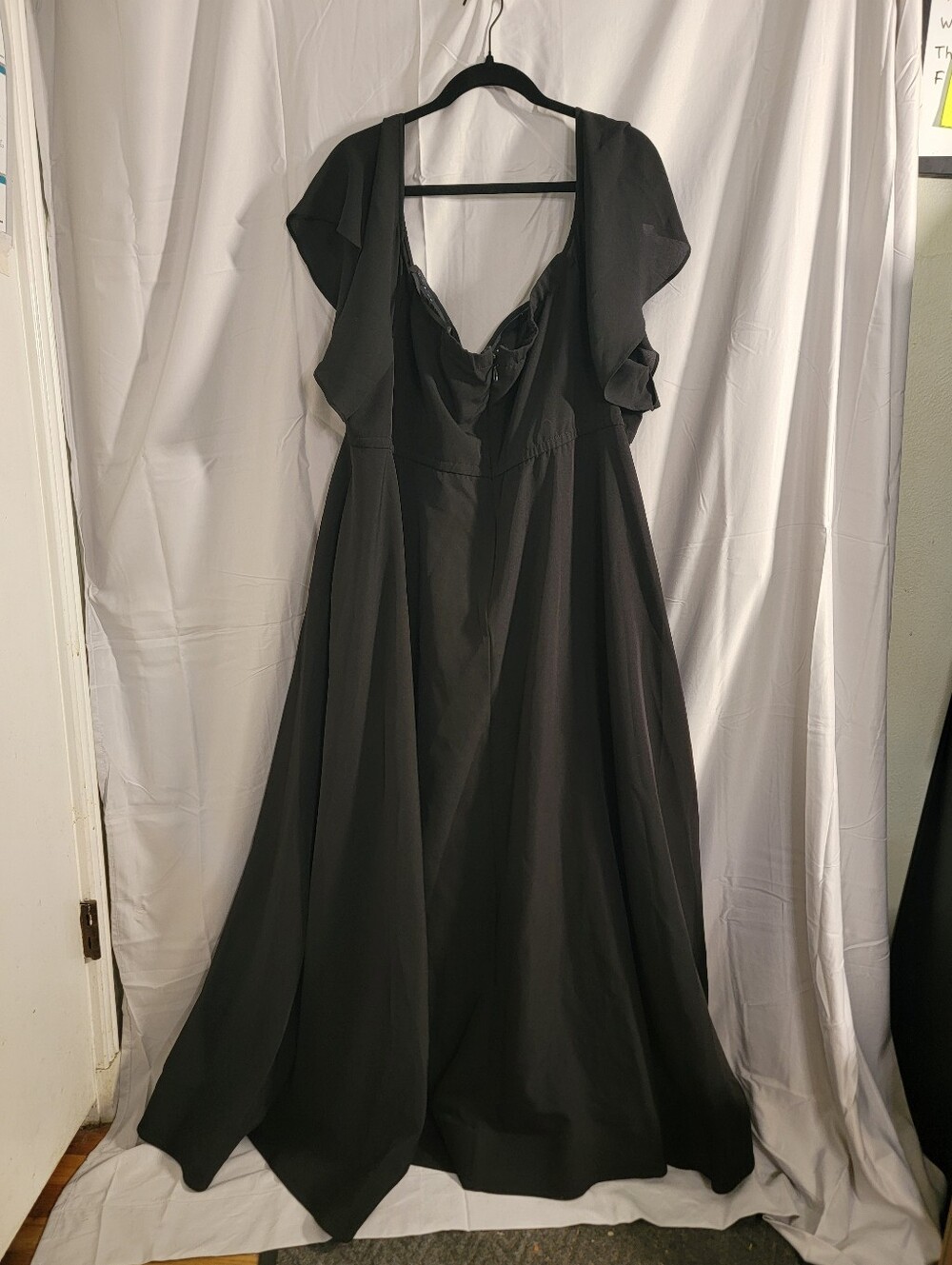 Torrid Black Flutter Sleeve Maxi Dress Size 28 - Picture 4 of 5